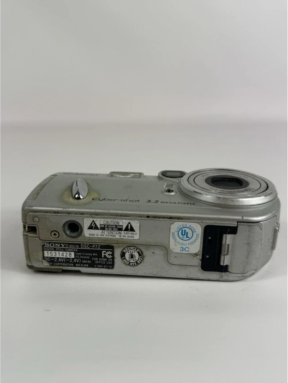 Parts Or Repair Sony Cyber-Shot DSC-P72 3.2 MP Digital Camera Point And Shoot
